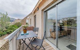 Beau T2 avec terrasse proche des plages